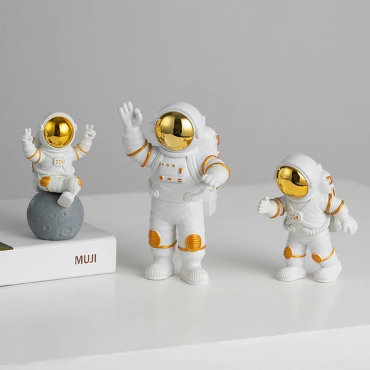 Street27® 3pcs Astronaut Figurine Home Decor Astronaut Statue