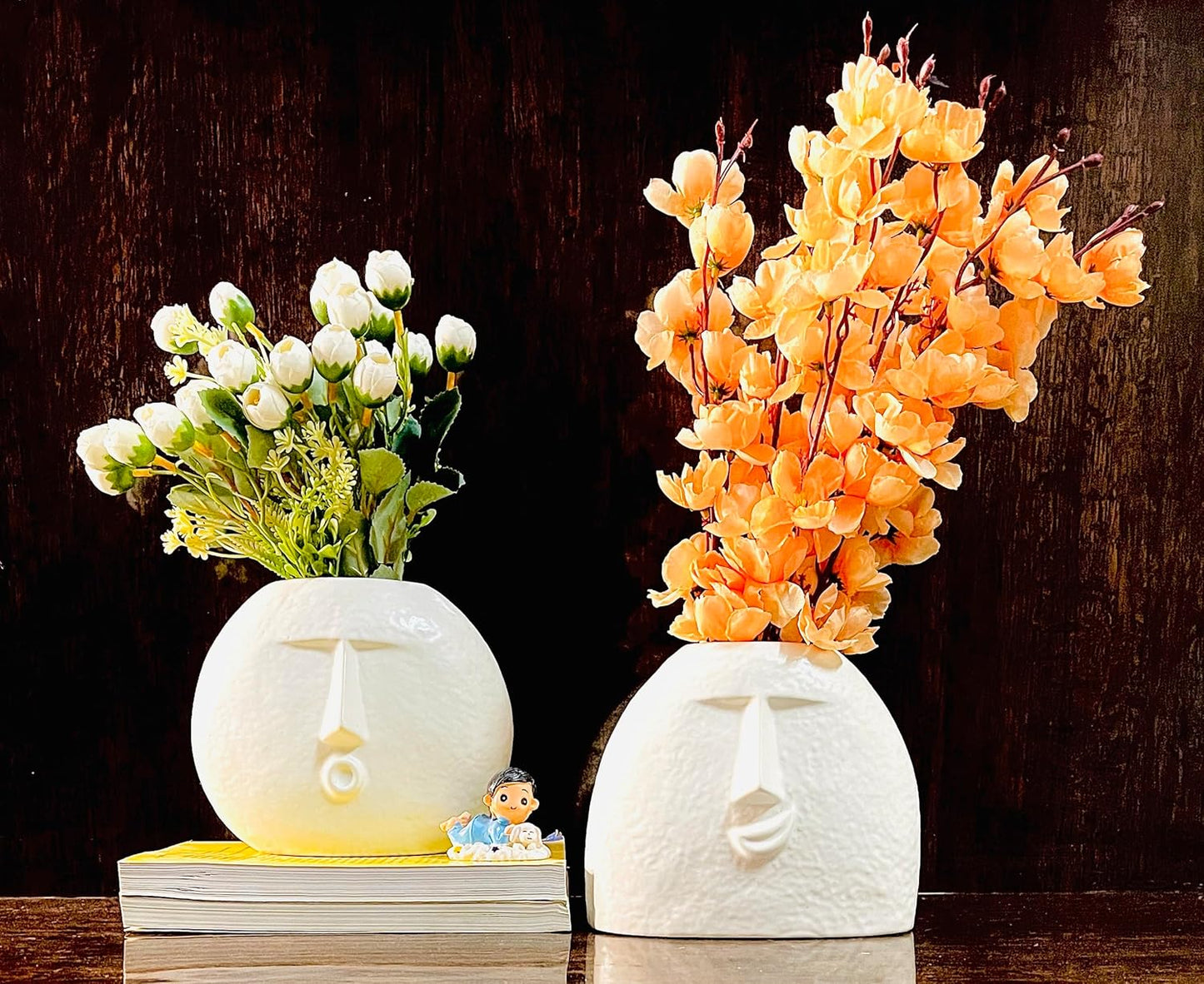 Decbuzz - Ceramic Face Vase | Set of 2 Vases for Home Decor | Ceramic Flower Pots for Home Decoration | Off - White Vase for Home Decor I Upbeat & Blowing Kiss Face Vase | Premium Ceramic Flower Vases